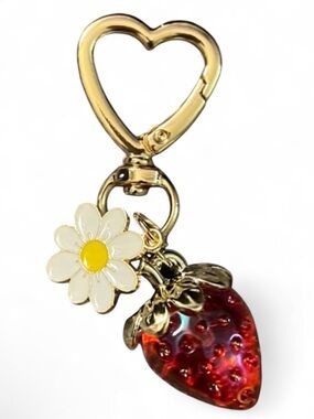 🍓 NEW Enamel Strawberry & Daisy Flower
 Gold Heart Bag Charm/ Keychain